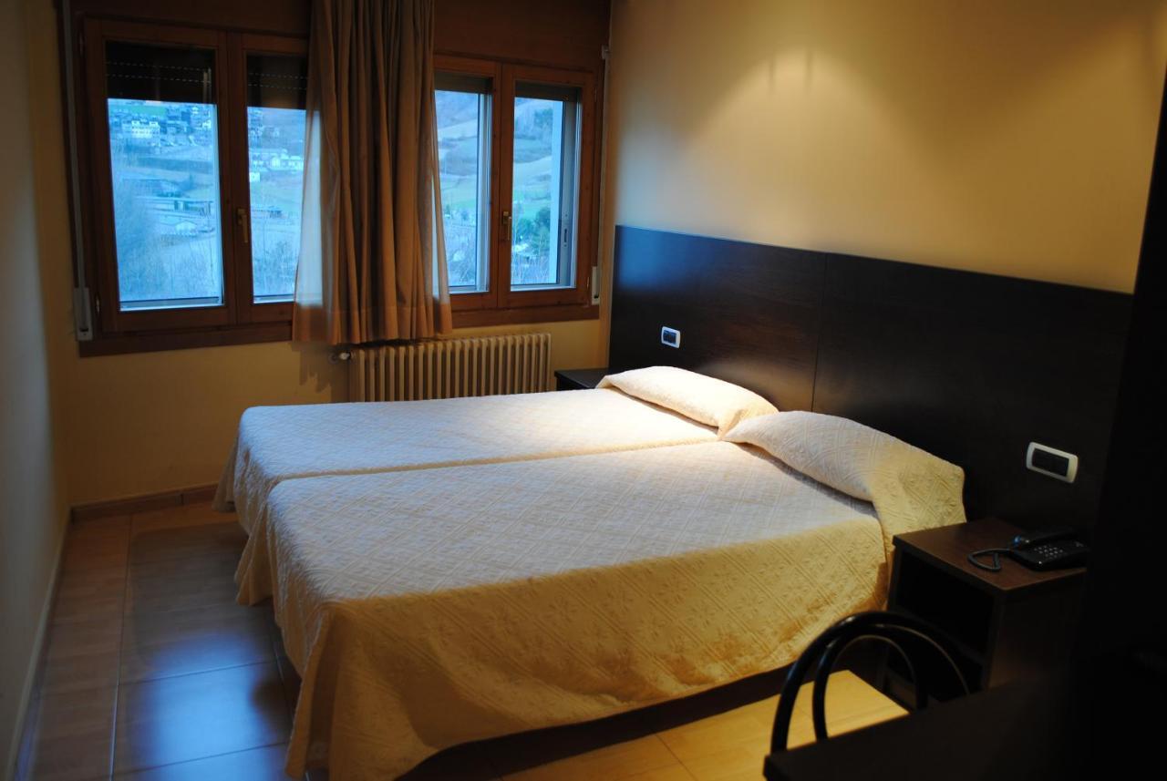 Hotel La Mola Encamp Esterno foto